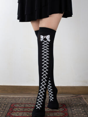 Lace-Up Charm - Duge čarape sa imitacijom pertlanja i mašnom