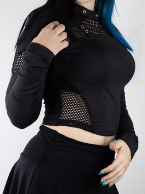 Nocturne Mesh Top – Crni gothic crop top sa mrežastim detaljima