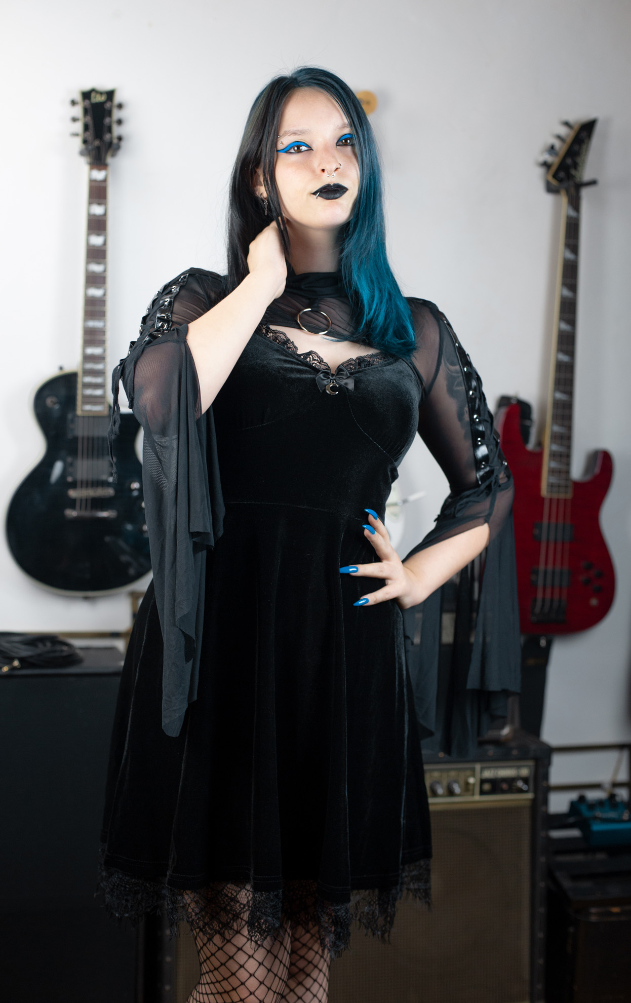 Nocturne Lace-Up Bolero - Bolero sa pertlama - Image 2