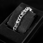 "Stainless Requiem Bracelet" - Narukvica Kostur
