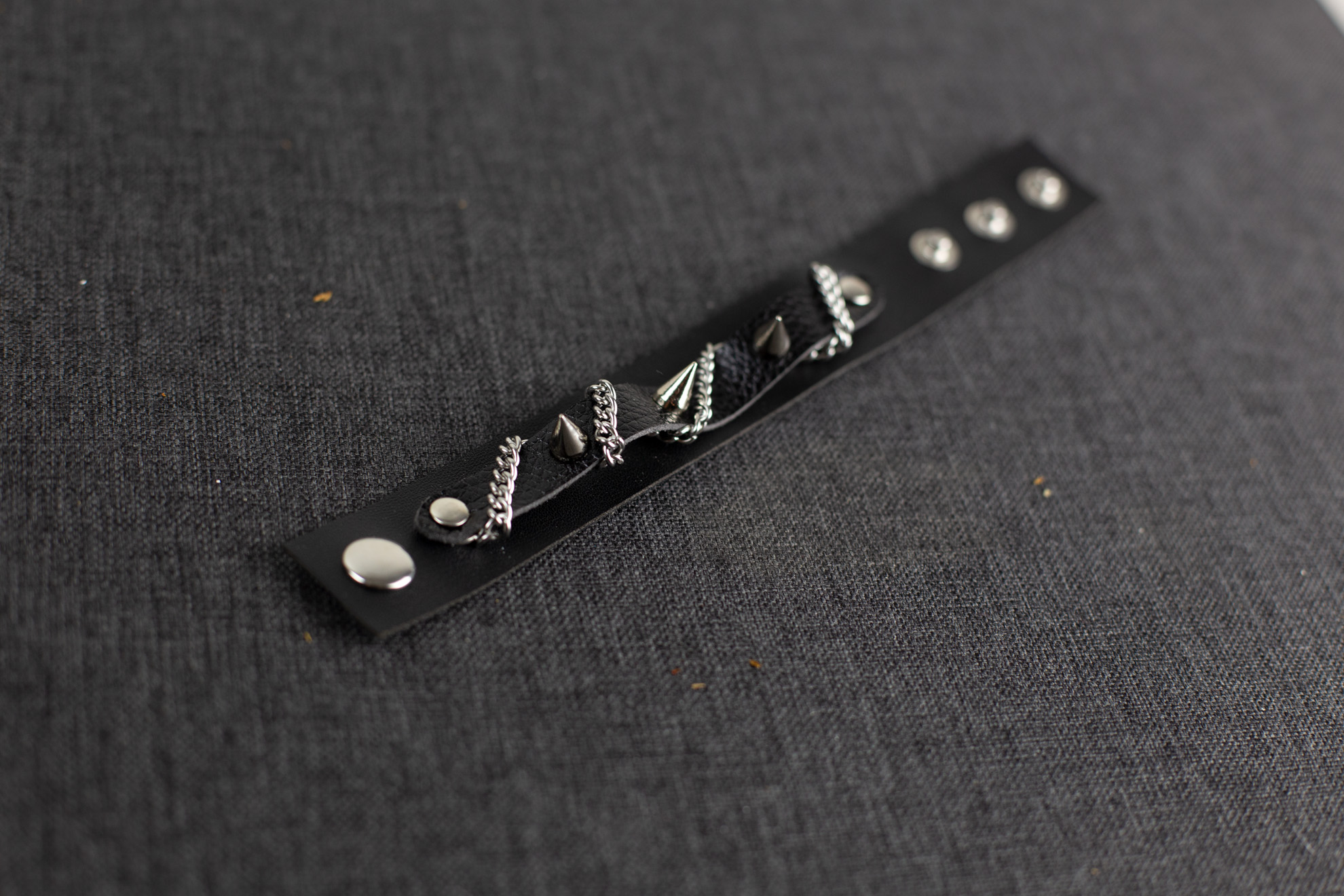 Chainwoven Spike Cuff - Narukvica - Image 2