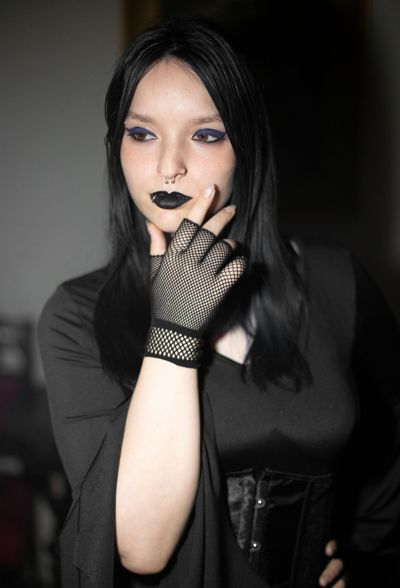 Shadow Mesh Gloves